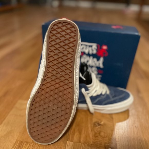 Vans+Krooked by Natas for Ray Barbee size 7.5 - Picture 4 of 4